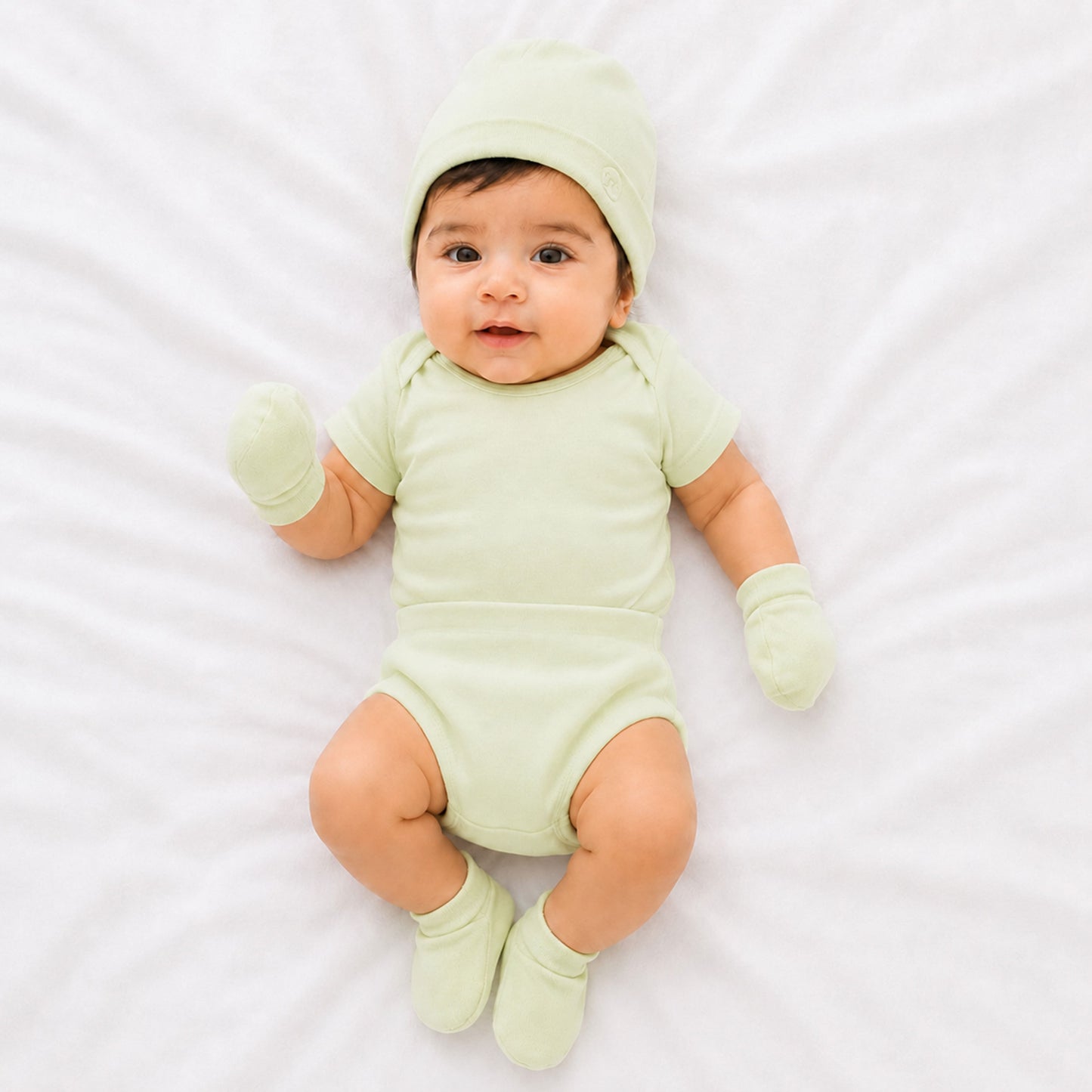 Milou Baby's Cap Bootie Mitten set - Milou - Care. The Swiss Way
